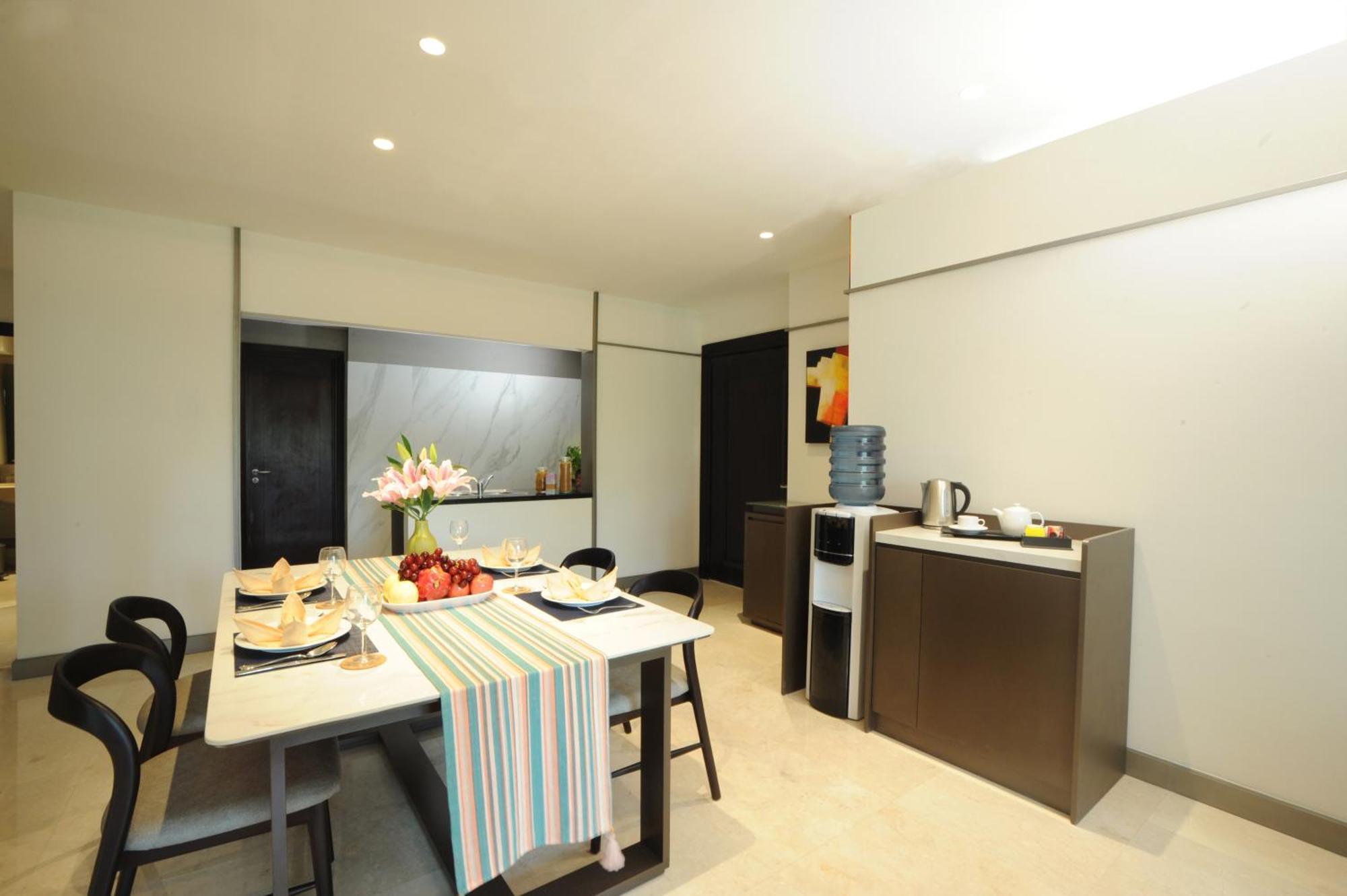 Somerset Berlian Jakarta Apartment Exterior photo